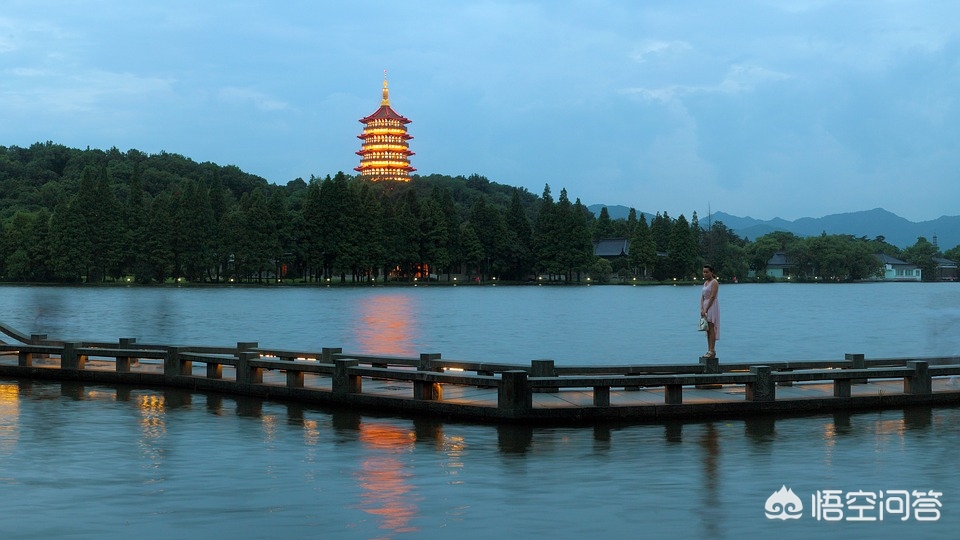 今日特码科普！杭州灵隐寺人山人海,百科词条爱好